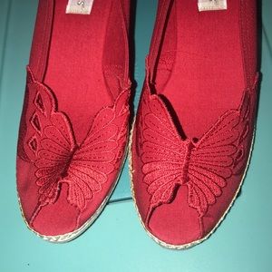 Red butterfly open toe wedges